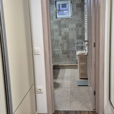 Alquiler de cómodos apartamentos de 2 habitaciones, 55 m², zona Casa de Cultură, Constanza, Rumanía